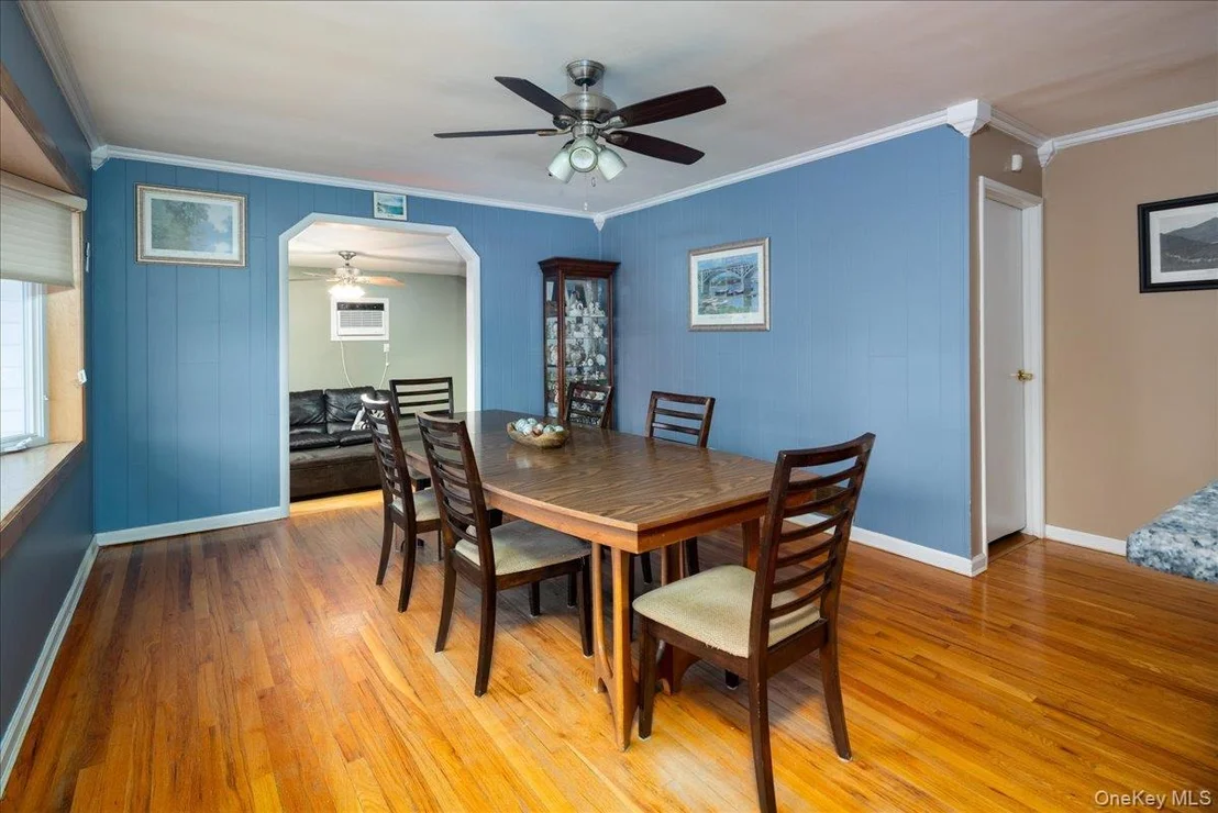 Photo of 11 Adelphi Road