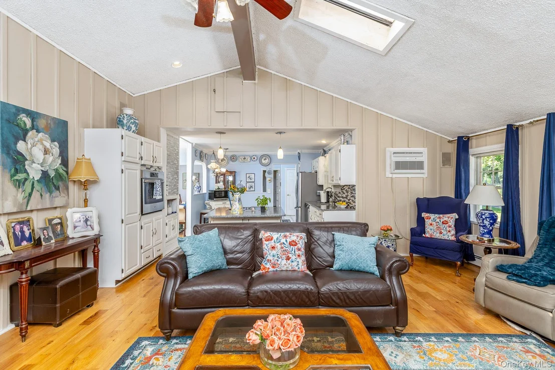 Photo of 43 Fox Lane