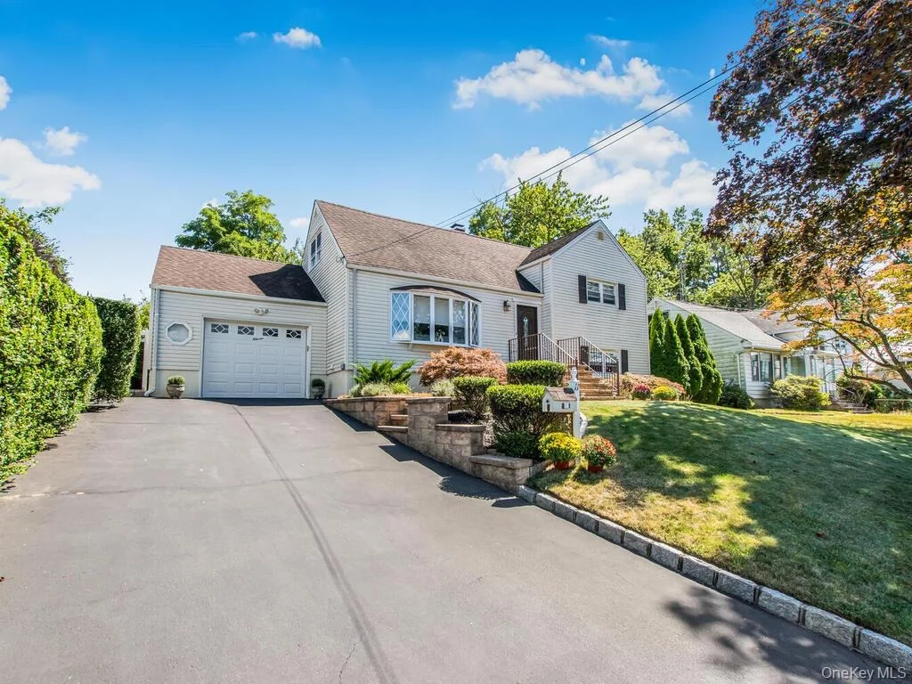 Photo of 11 Montclair Road