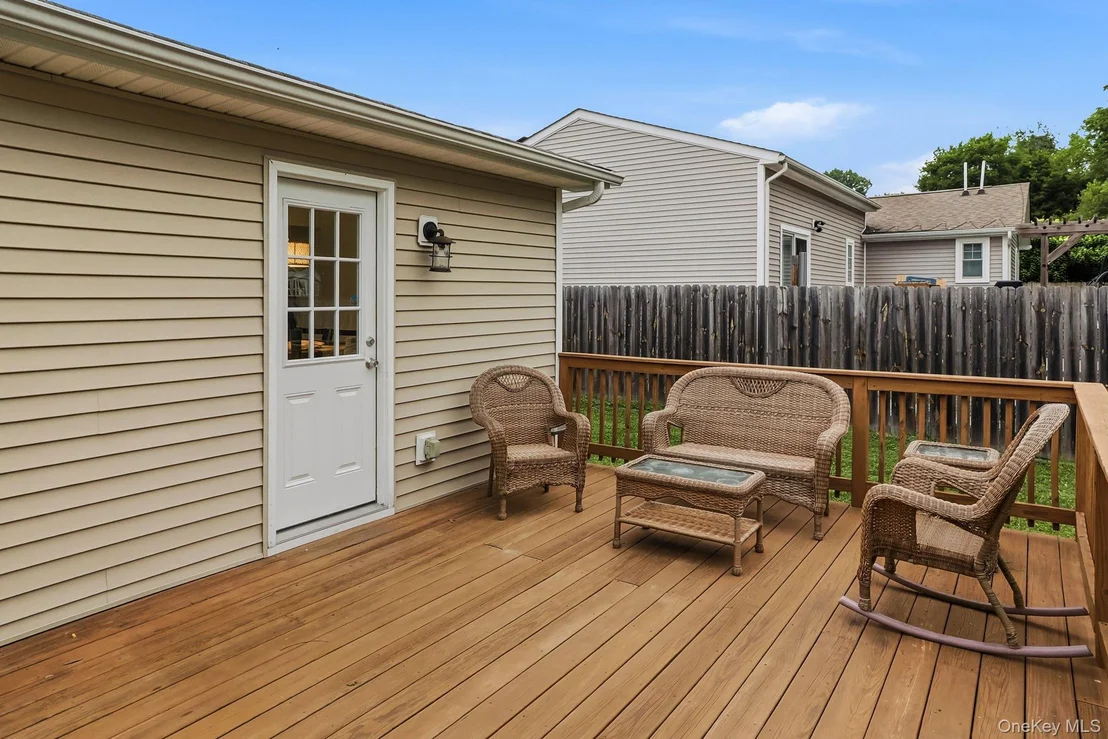 Photo of 47 Riverview Drive