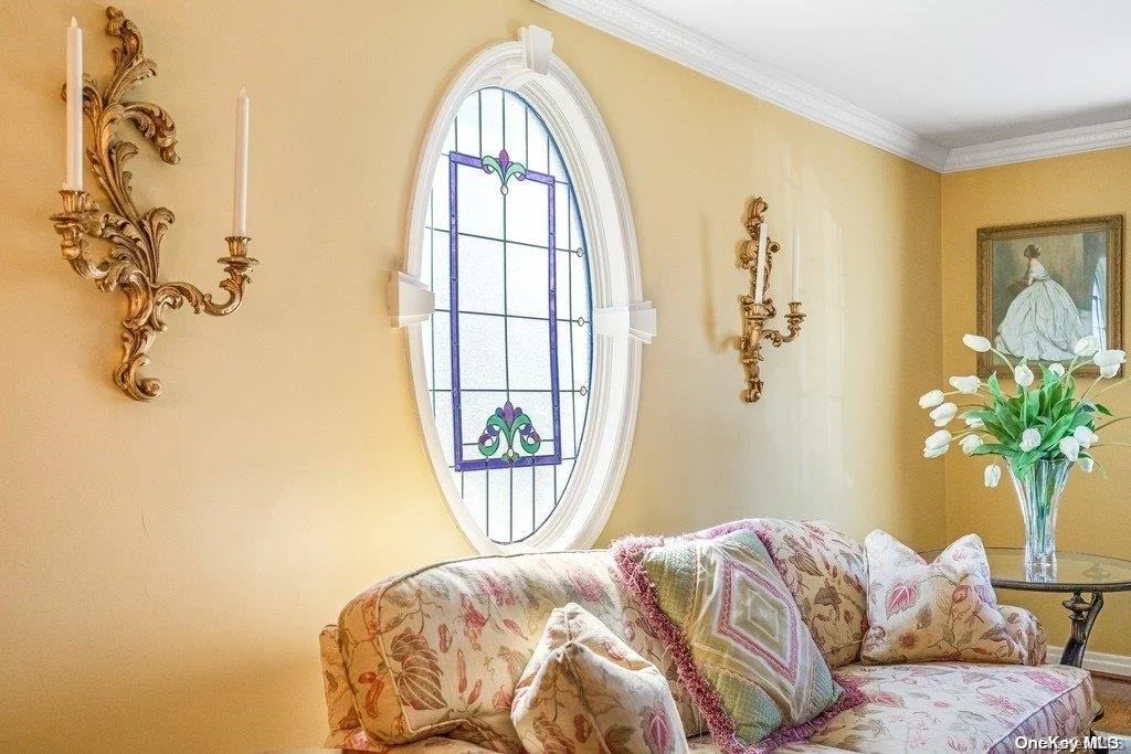Photo of 15 Rowe Avenue