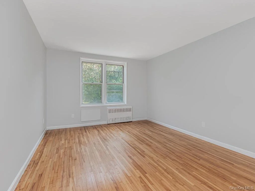 Photo of Unit 3F at 6535 Broadway