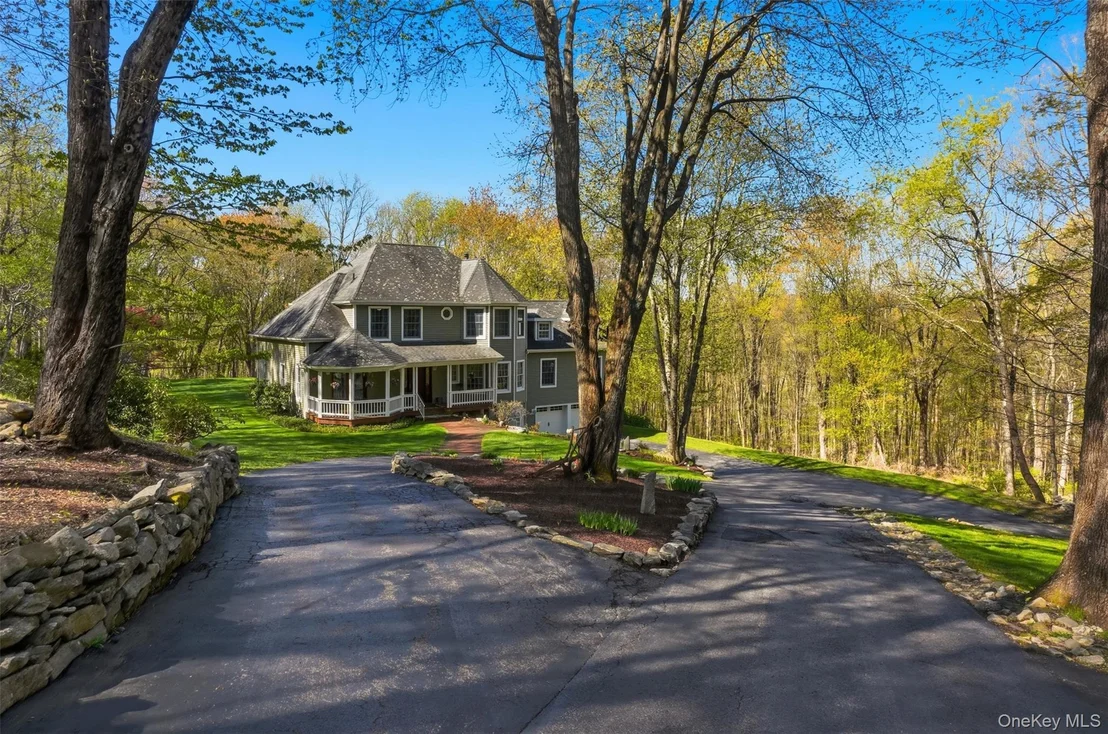 Photo of 17 Skyview Lane