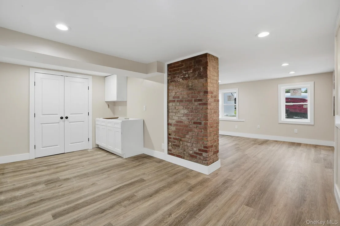 Photo of 10 Robinson Street