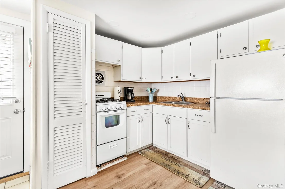 Photo of 18 Brandywine Drive