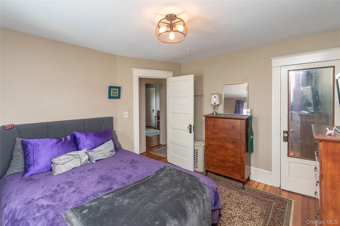 Photo of 17 Streit Avenue