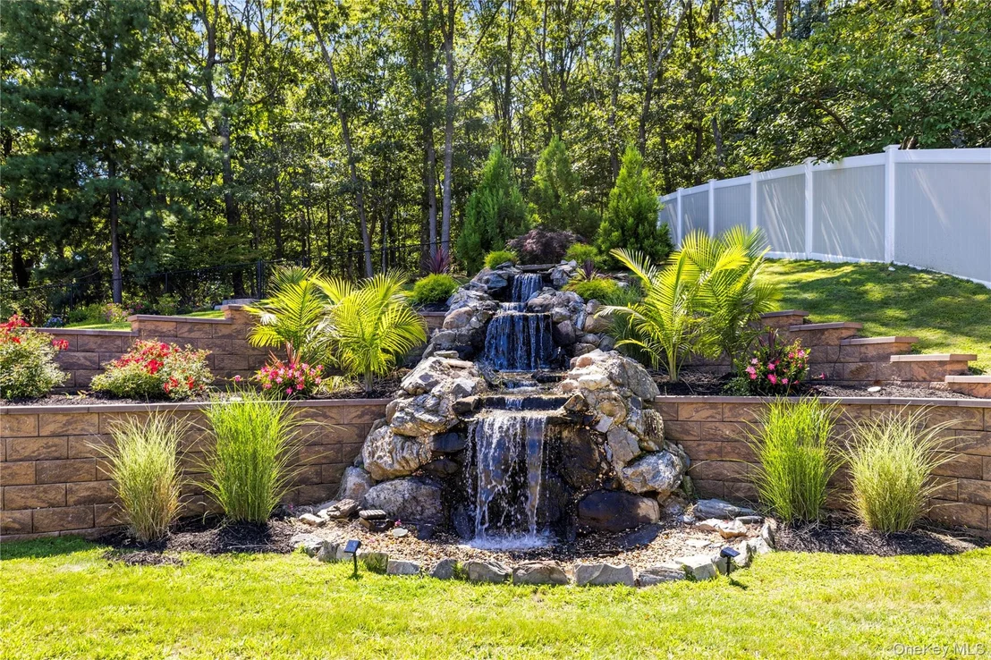 Photo of 53 Timber Ridge Drive