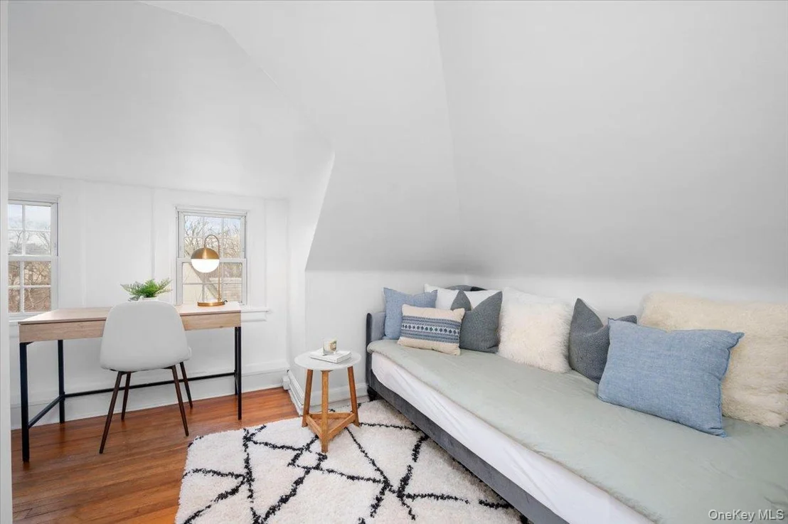 Photo of 115 Cliff Avenue
