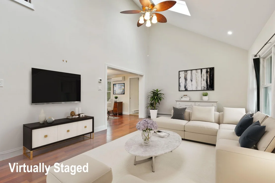 Photo of 12 W Wind Road