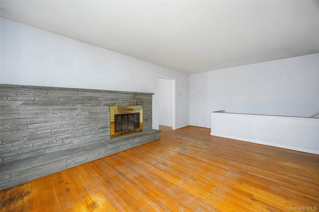 Photo of 19 Timberline Drive