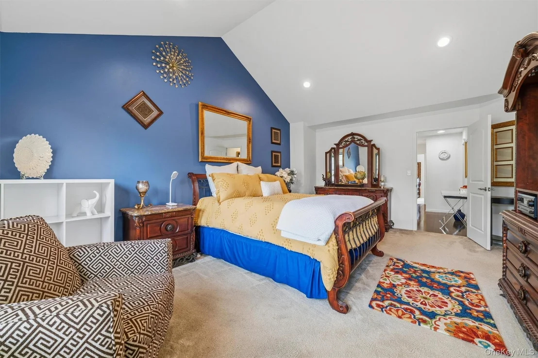 Photo of 93 Meadow View Drive