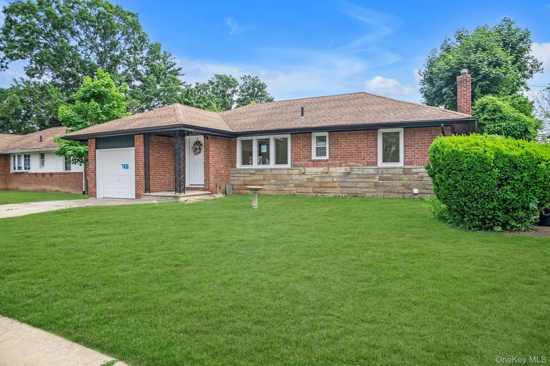 Photo of 788 Dean Drive