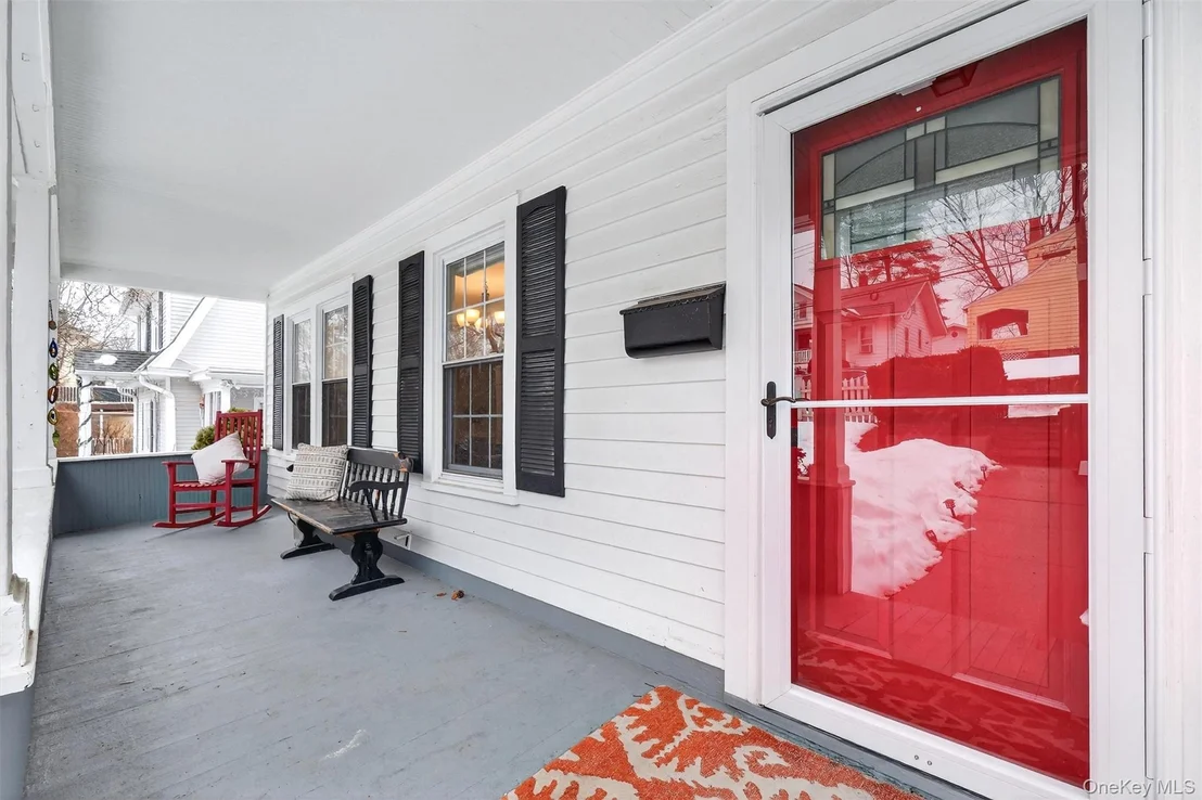 Photo of 19 Forest Avenue