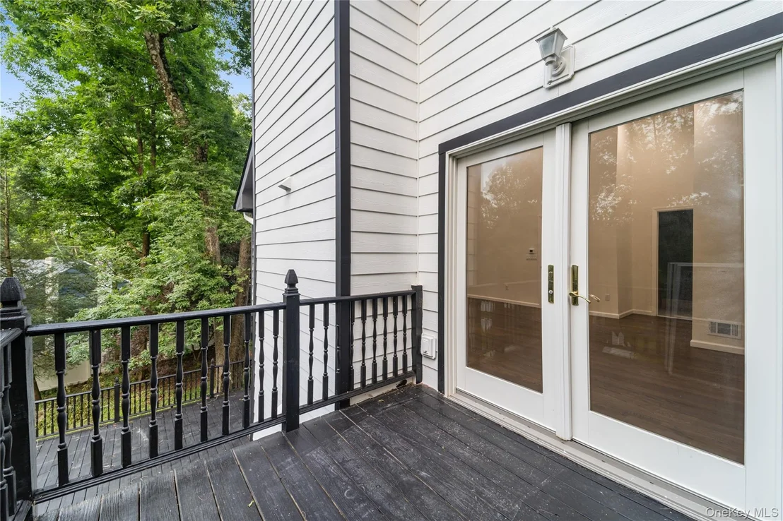 Photo of 17 Ridge Way