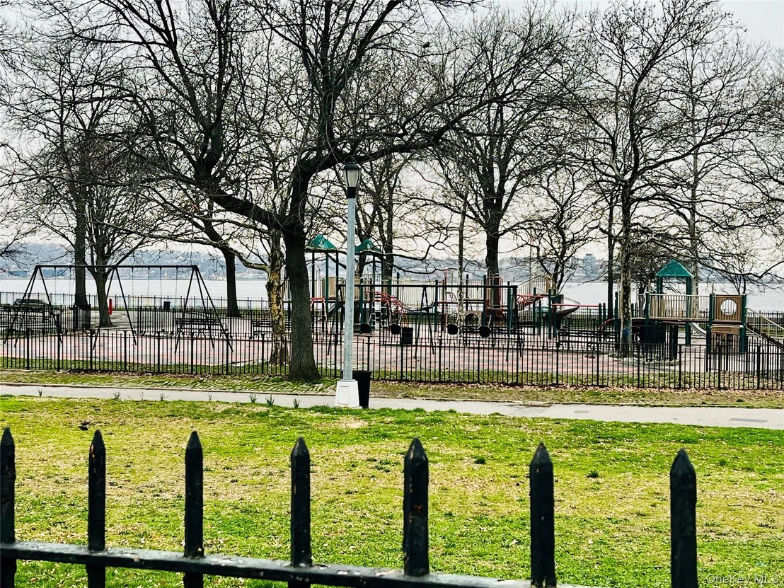 Photo of 7739 Shore Road