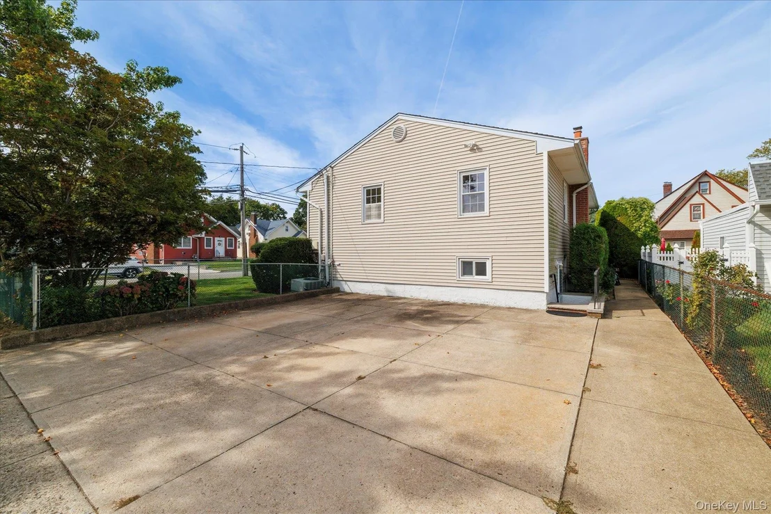 Photo of 101 Stuart Avenue