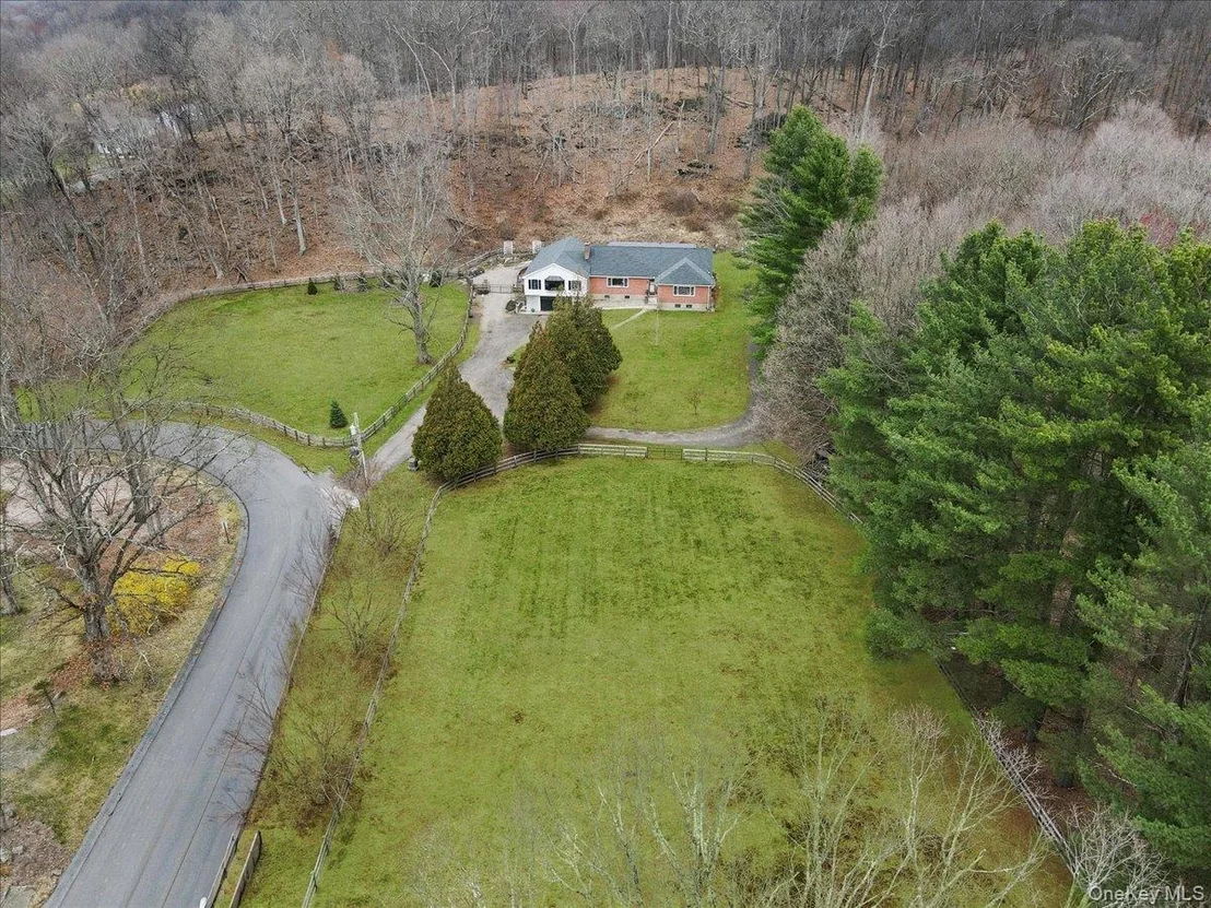 Photo of 6 Annarock Drive