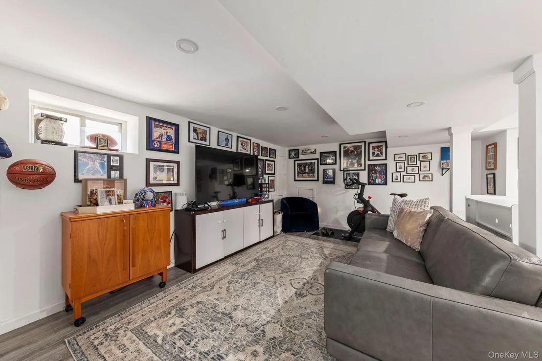 Photo of 80 Central Boulevard