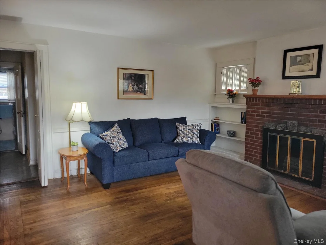 Photo of 30-11 149th Street