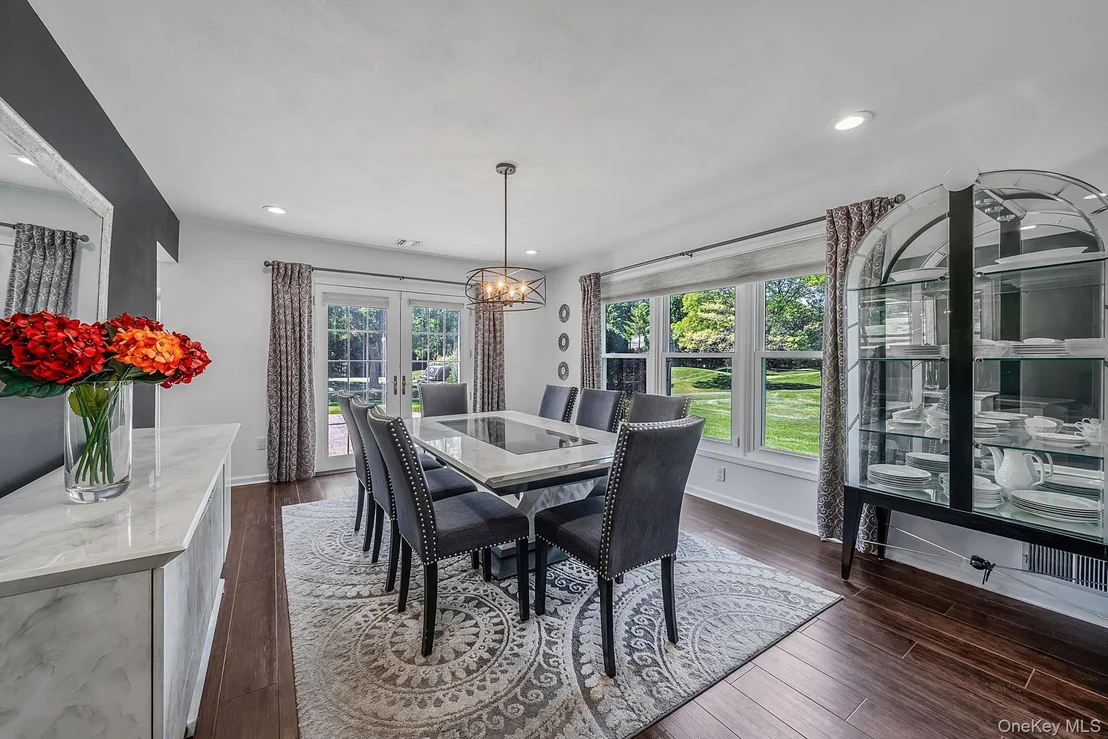 Photo of 86 Hamlet Drive