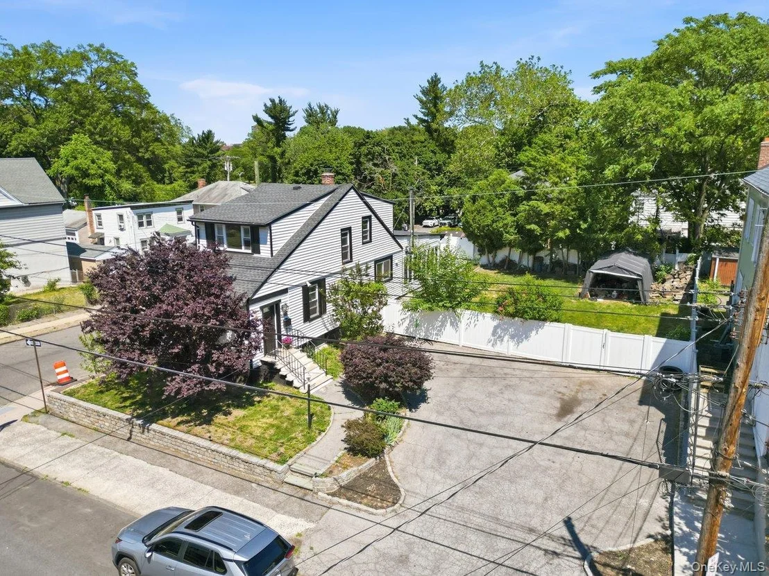 Photo of 172 Crescent Place