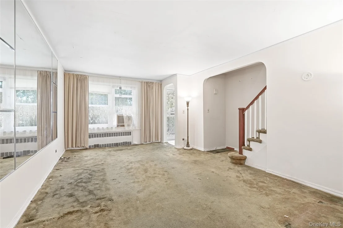 Photo of 4118 Murdock Avenue