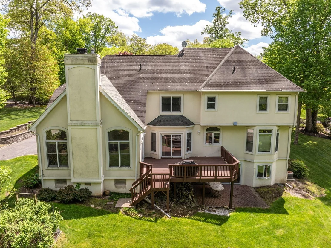 Photo of 9 Golf Course Drive