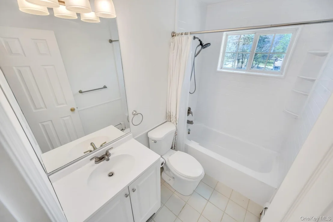 Photo of 343 Oak Avenue