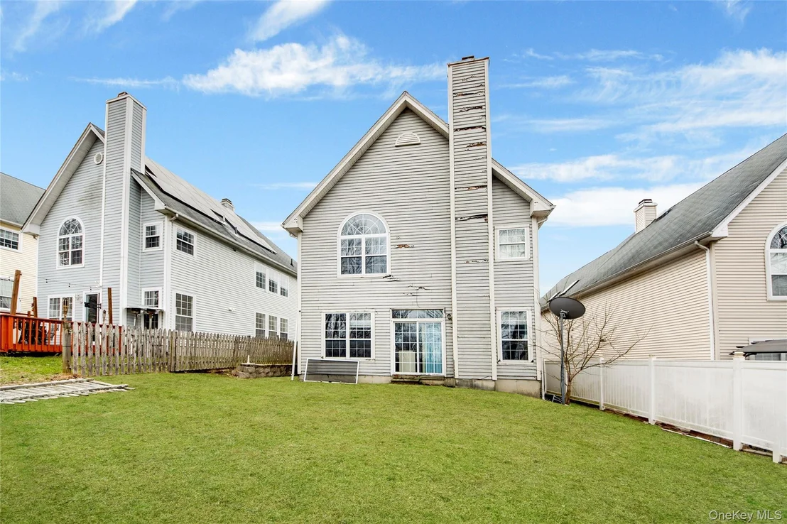 Photo of 130 Benefield Boulevard
