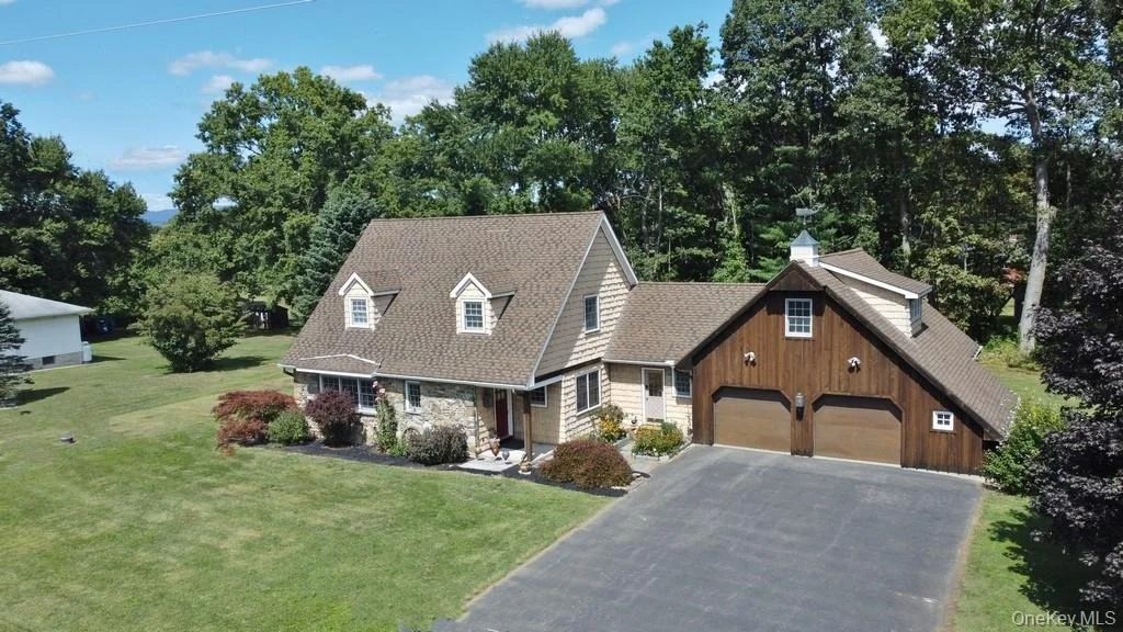 Photo of 138 Round Hill Road