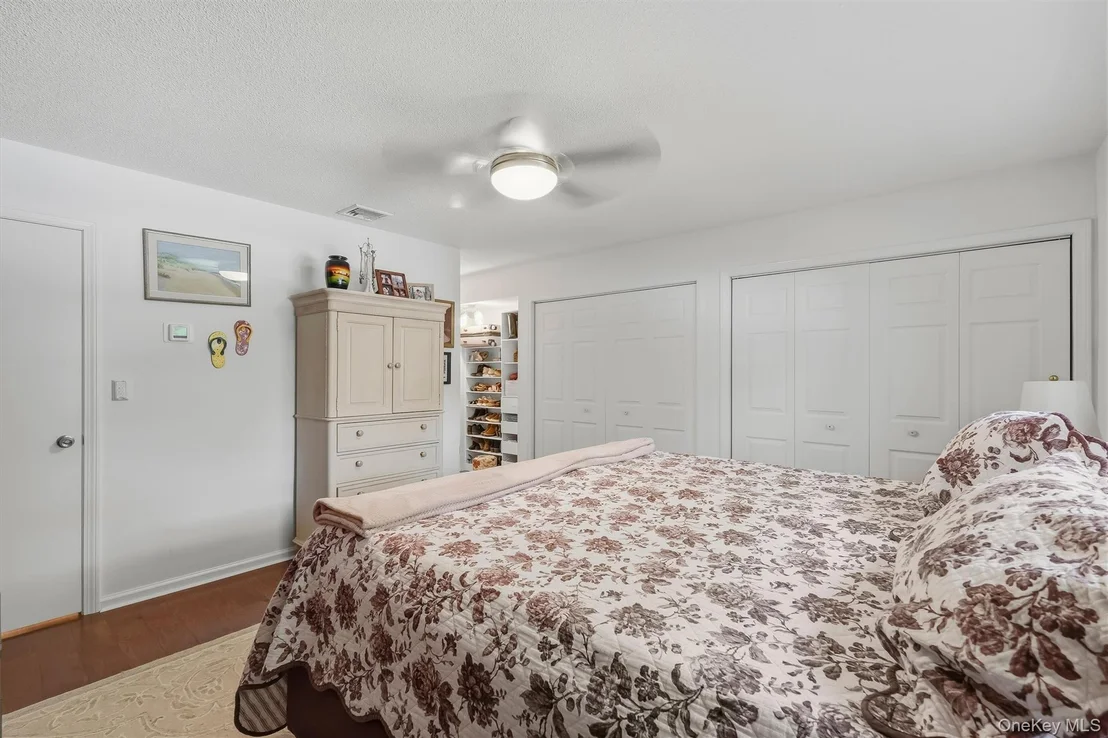 Photo of 25 Villa Drive