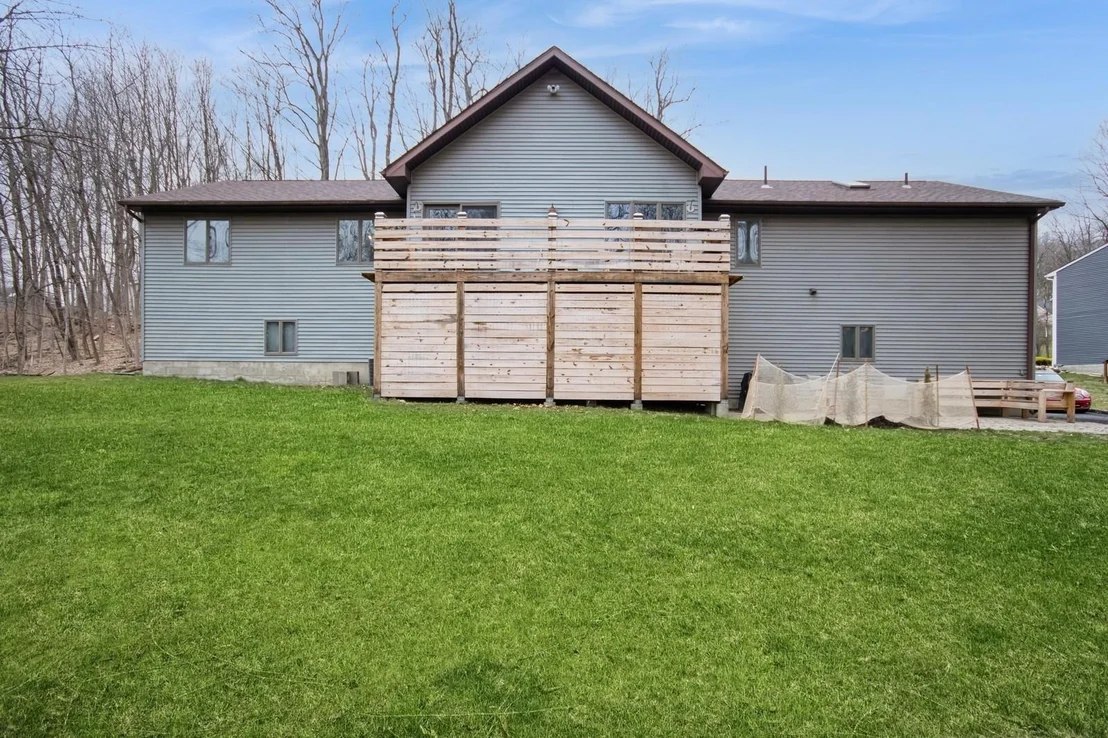 Photo of 12 Red Oak Lane