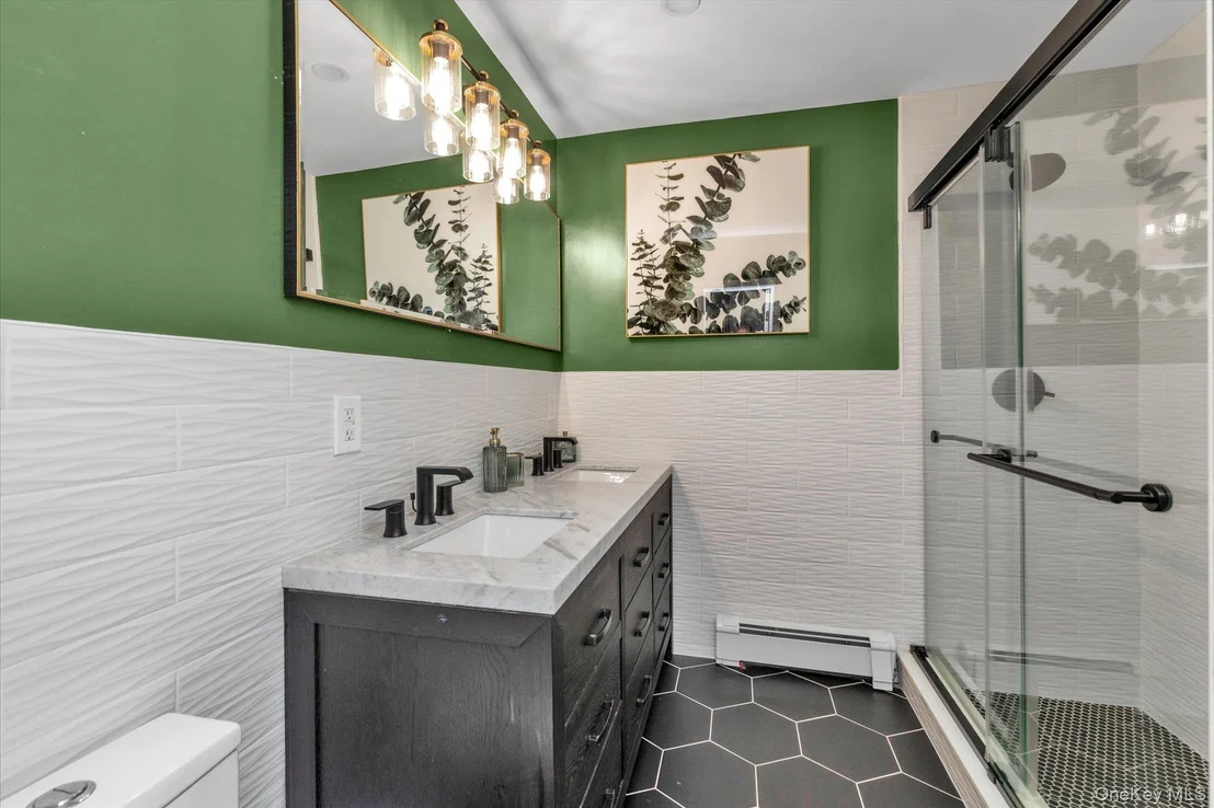 Photo of 52 Bayview Avenue