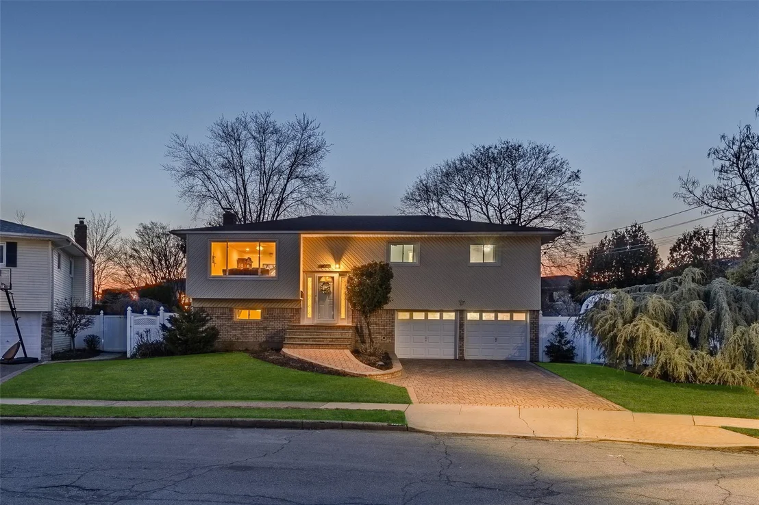 Photo of 1425 Cecily Drive