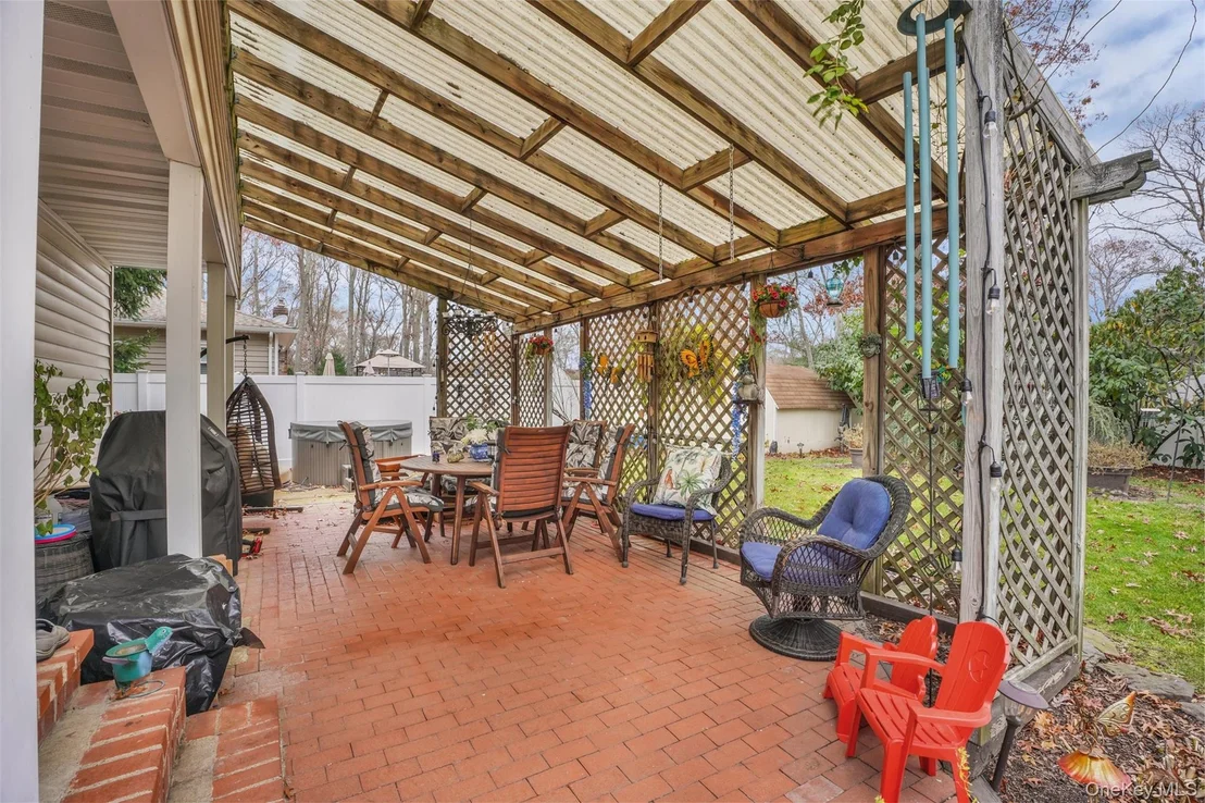 Photo of 103 Wauwepex Trail