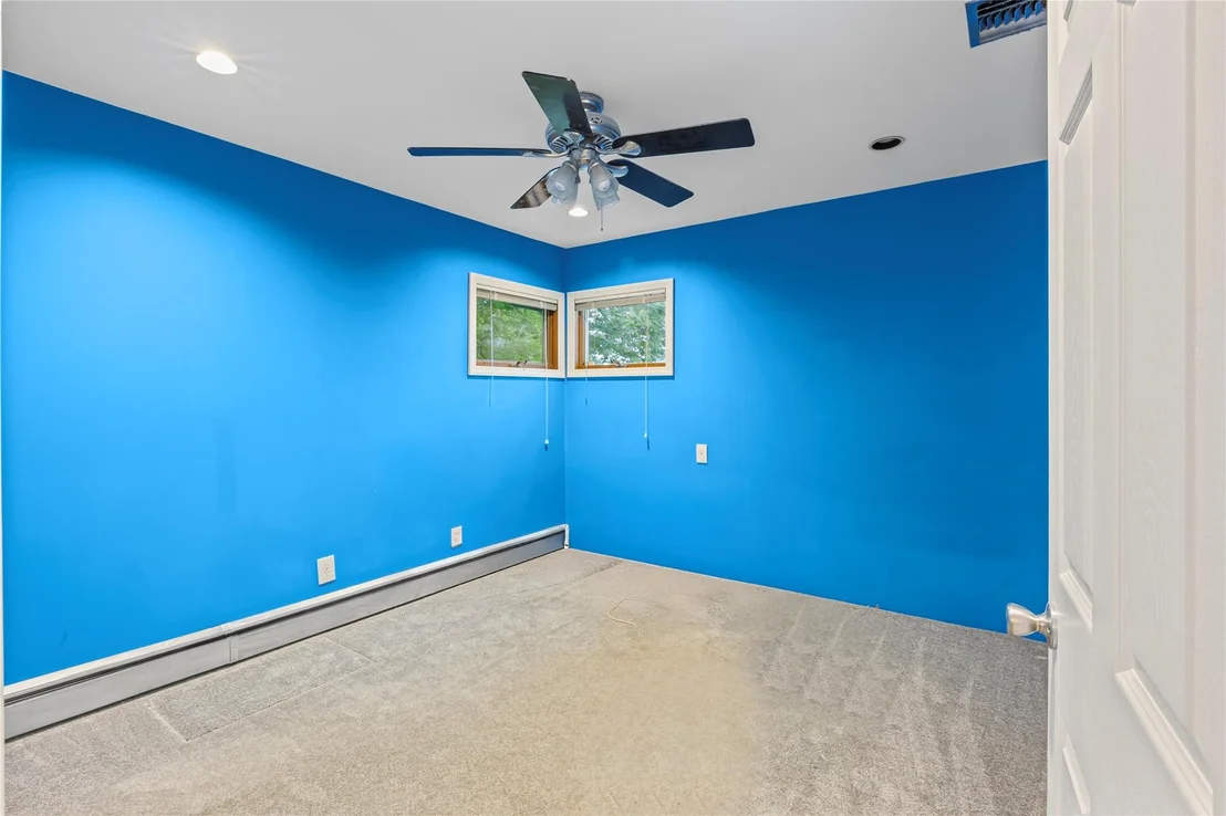 Photo of 8 Farmedge Road