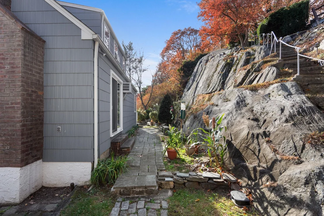Photo of 26 Linn Place