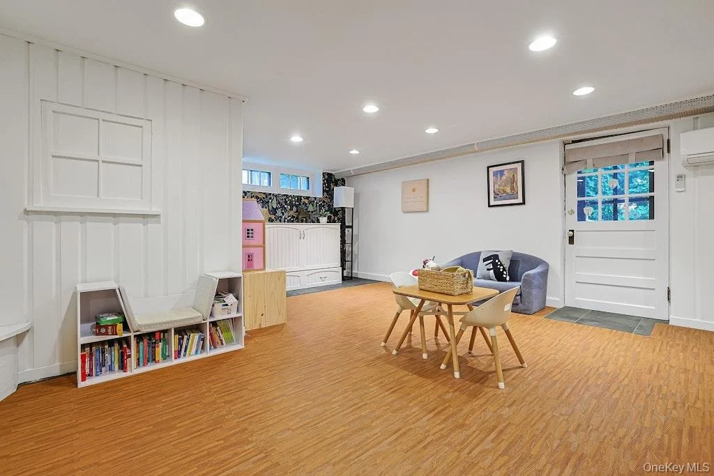 Photo of 541 Second Avenue