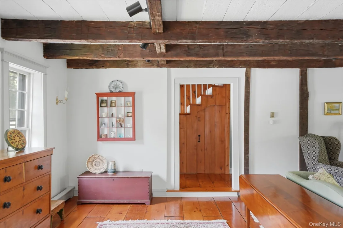 Photo of 809 Traver Road
