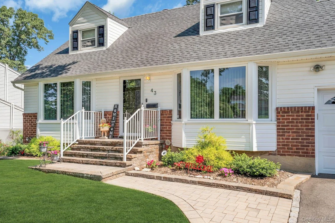 Photo of 43 Genesee Drive