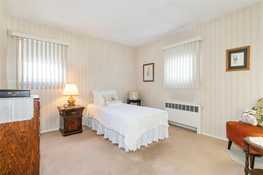 Photo of 2 Nautilus Avenue