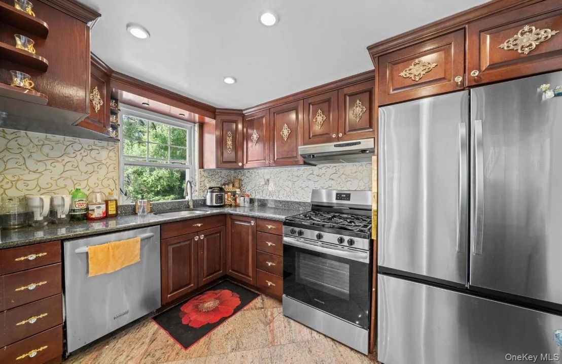 Photo of 151-23 12th Road