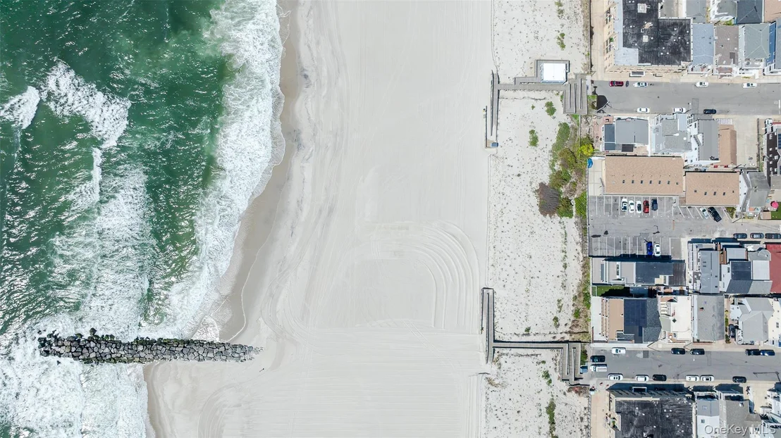 Photo of Unit 11 at 979 Oceanfront