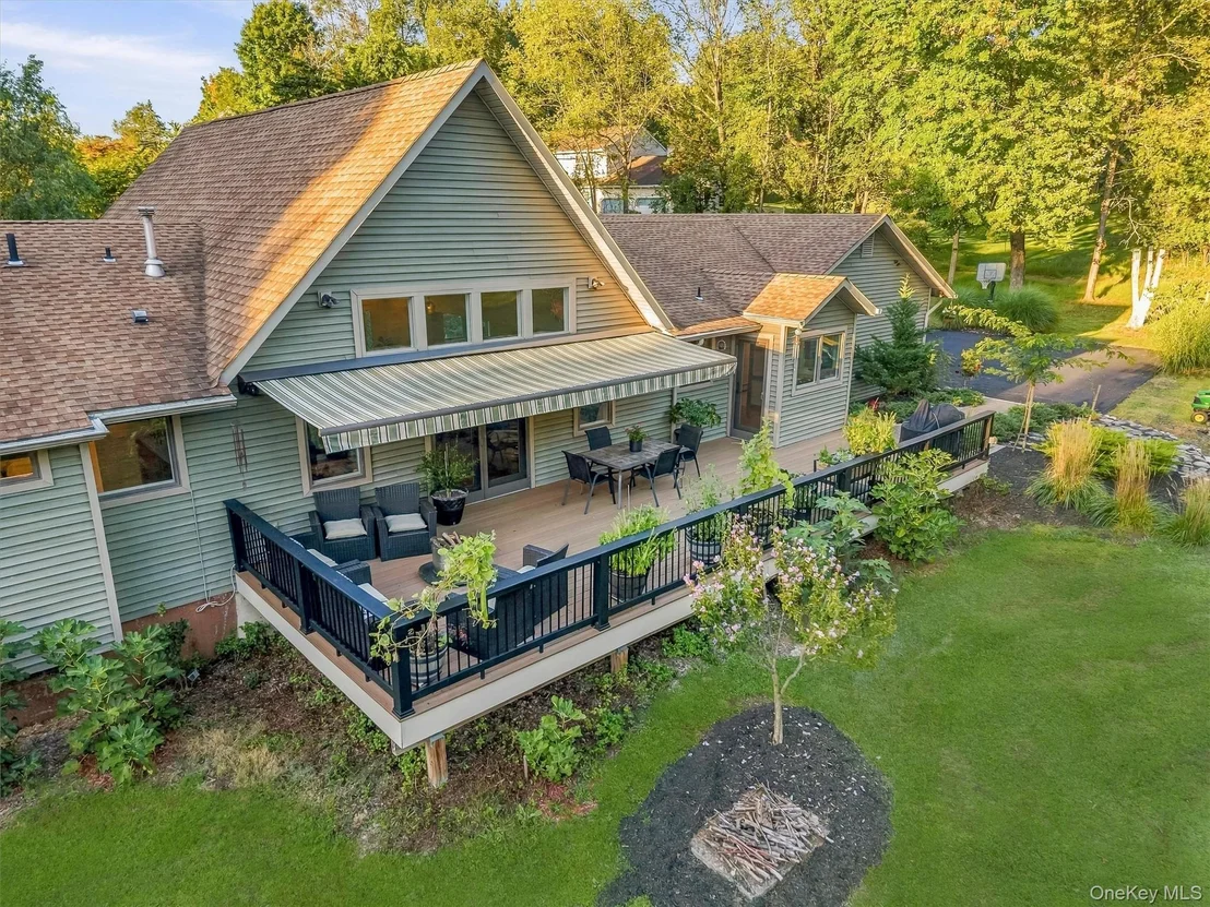 Photo of 12 Whitefield Avenue