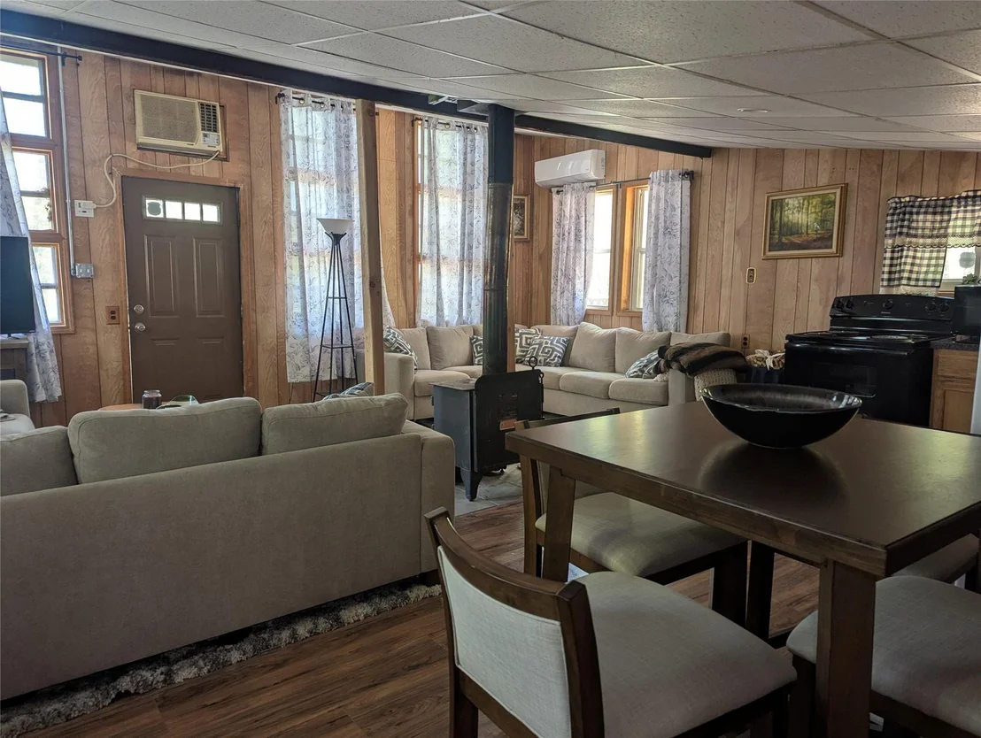 Photo of 129 Foster Road