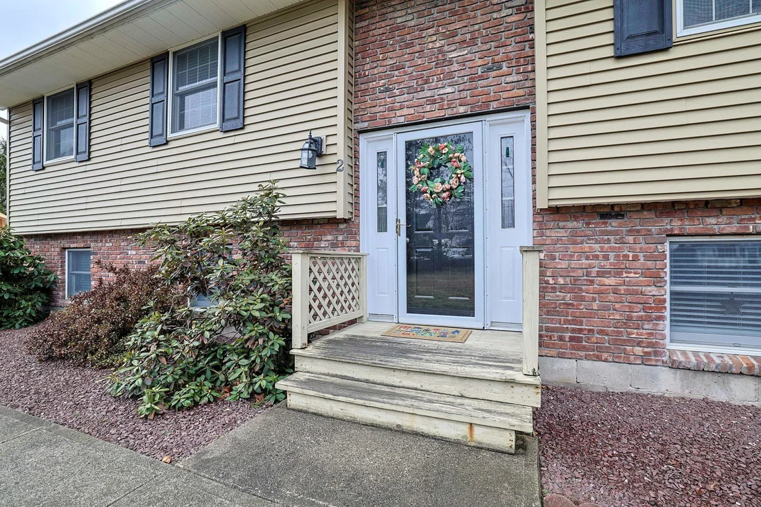 Photo of 2 Blue Jay Drive