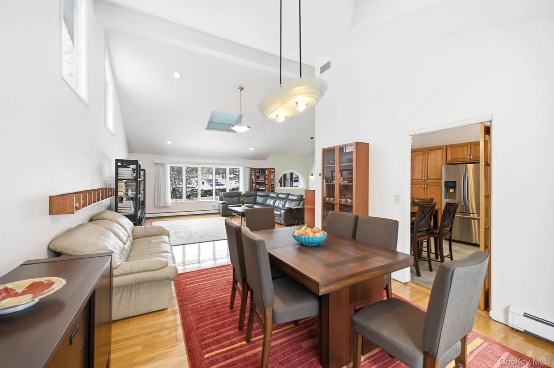 Photo of 10 Pine Brook Road