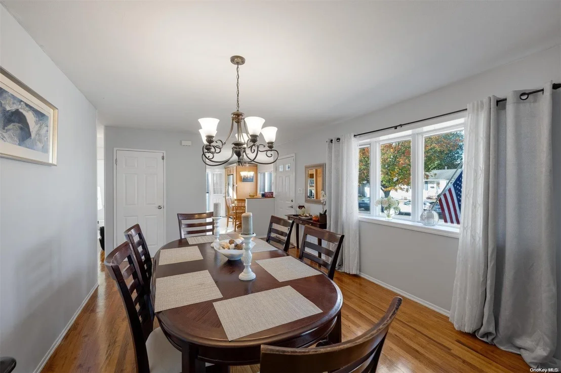 Photo of 36 Calvert Avenue