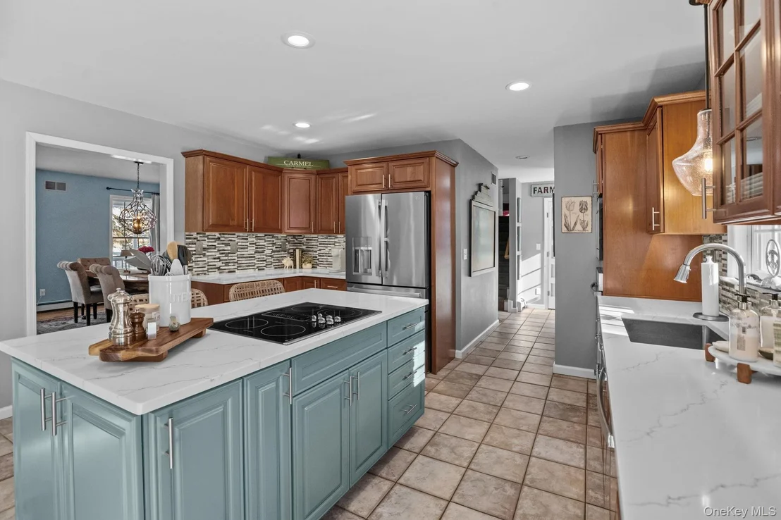 Photo of 6 Ridge Circle