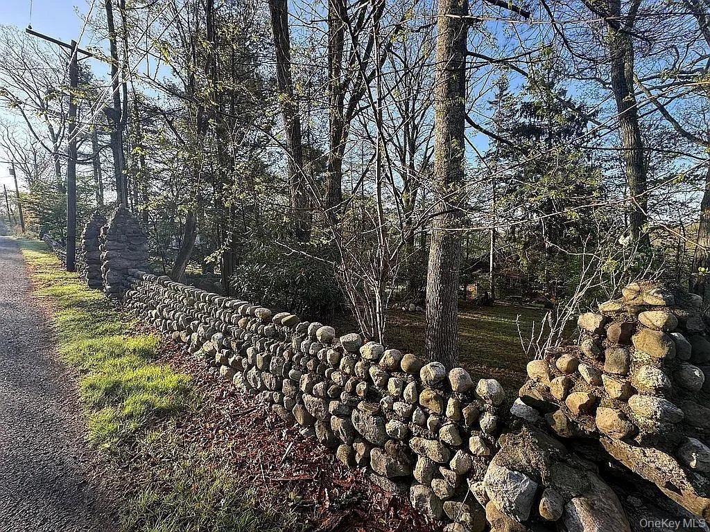 Photo of 27 Maple Trail